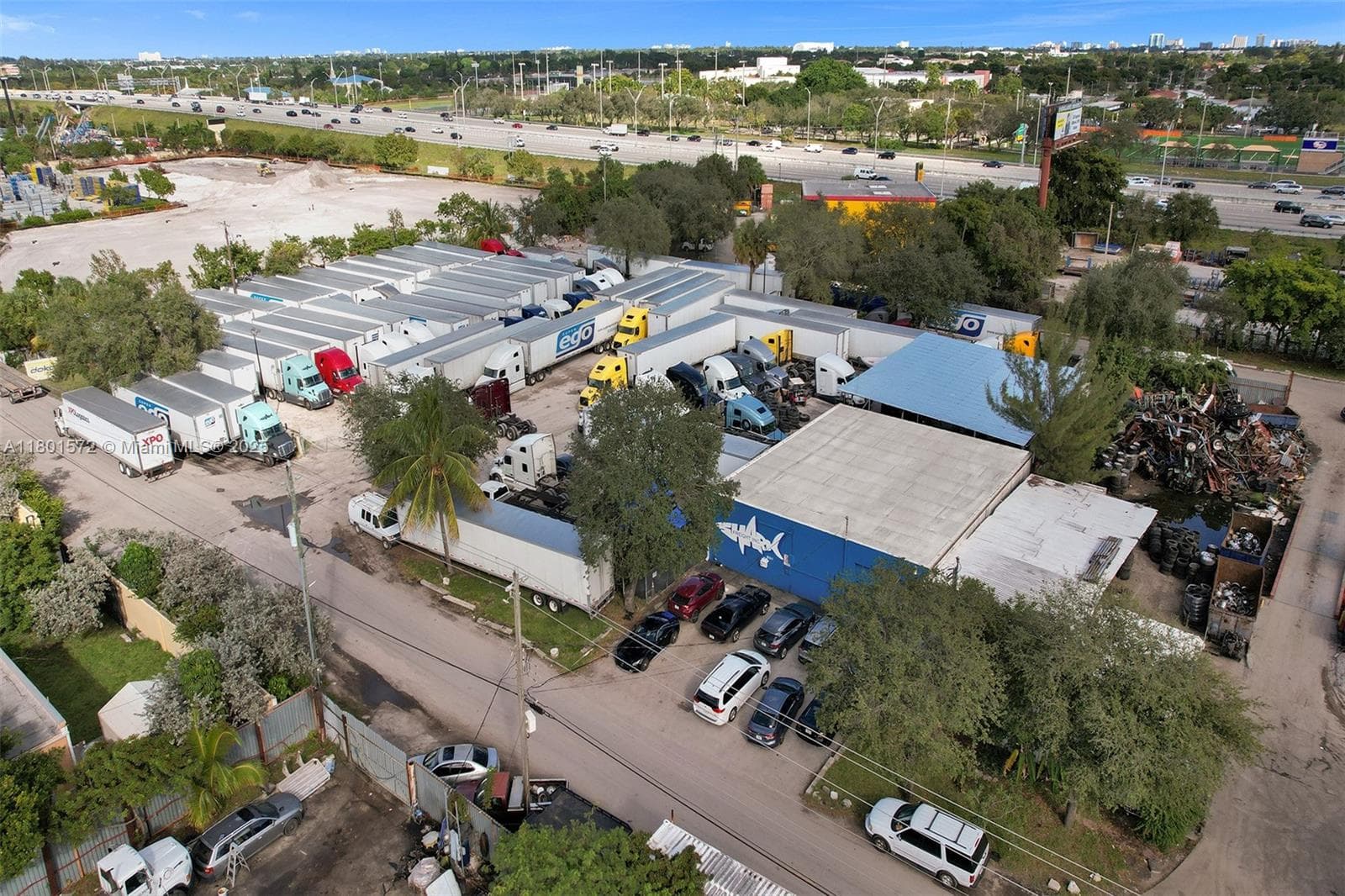 850 NW 12th Ter, Pompano Beach FL 33069