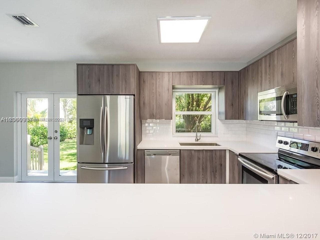 1231 N 16th Ct, Hollywood FL 33020