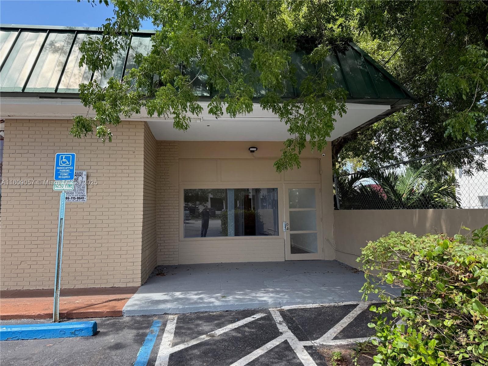 8320 SW 124th St, Pinecrest FL 33156