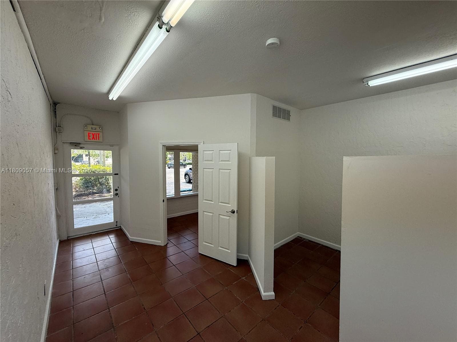 8320 SW 124th St, Pinecrest FL 33156