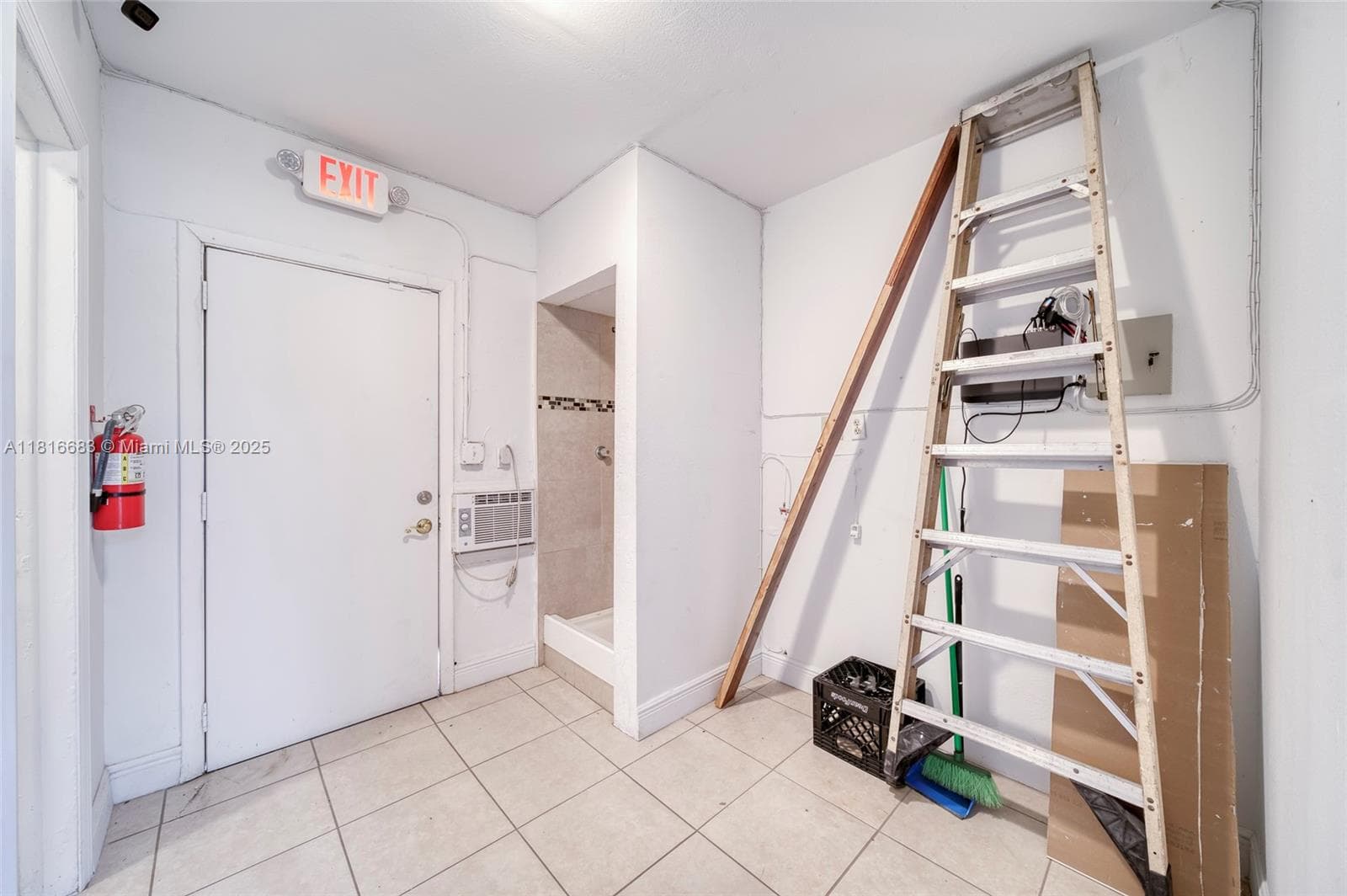 363 E 1st Ave, Miami FL 33010