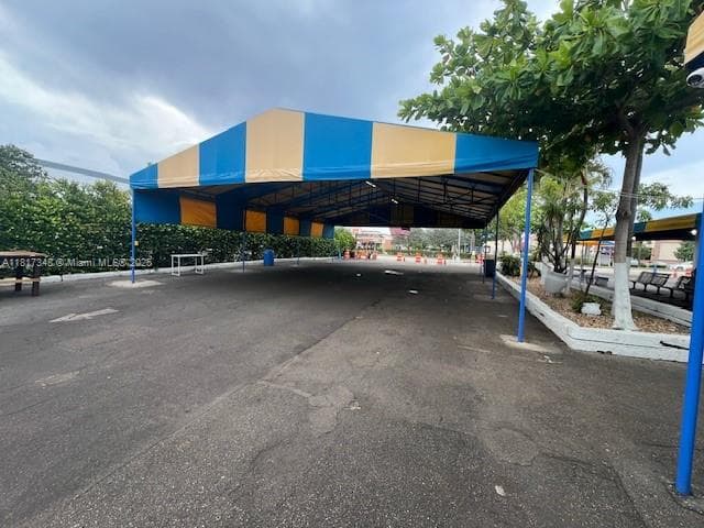 Fort Lauderdale, FL, 33334