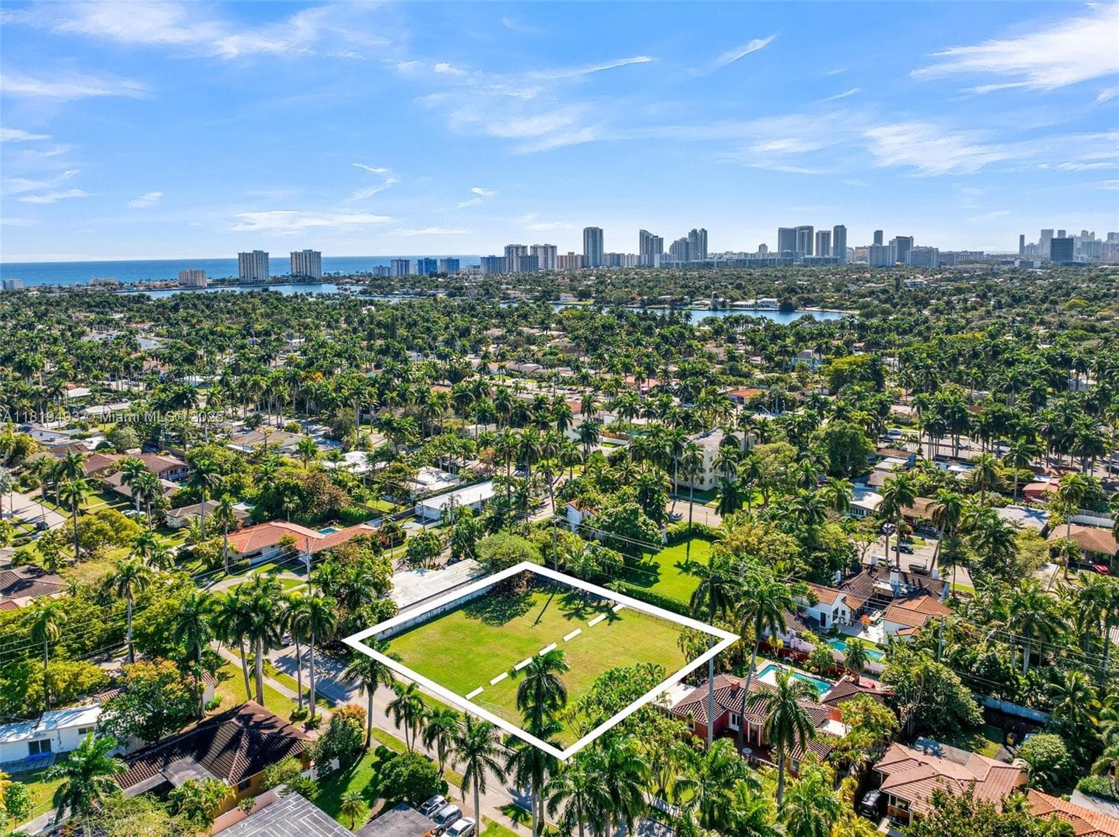 1310 Polk St, Hollywood FL 33019