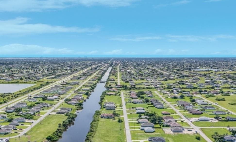 2118 NE 26th St, Cape Coral FL 33909