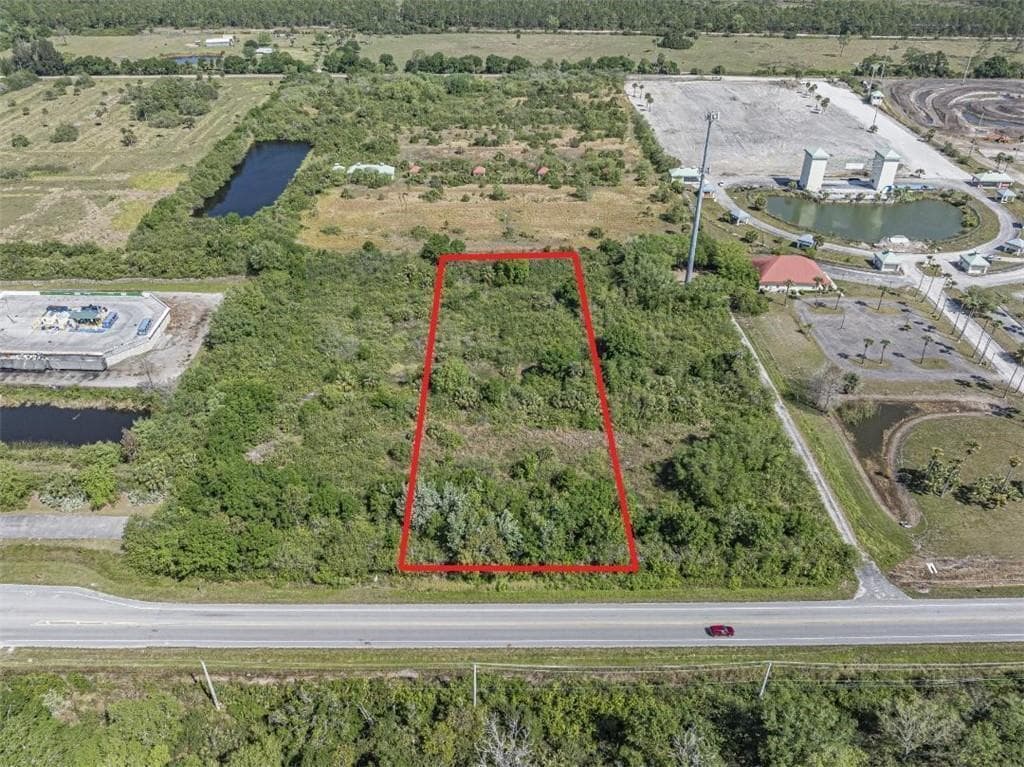 0 Cr 512, Fellsmere FL 32948