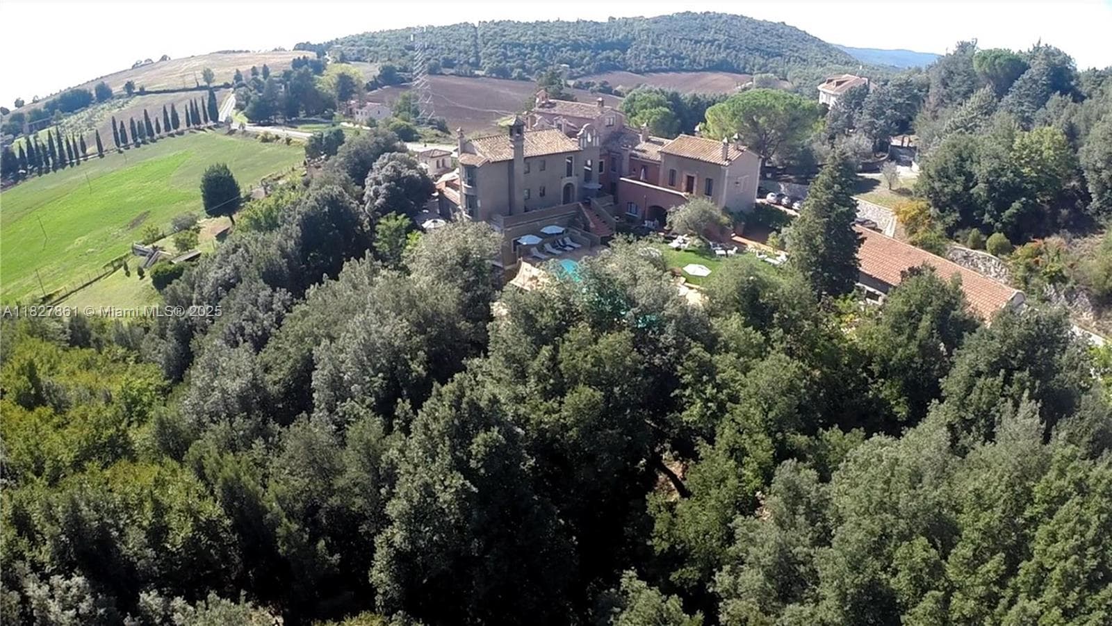 HOTEL FOR SALE UMBRIA ITALY, 0