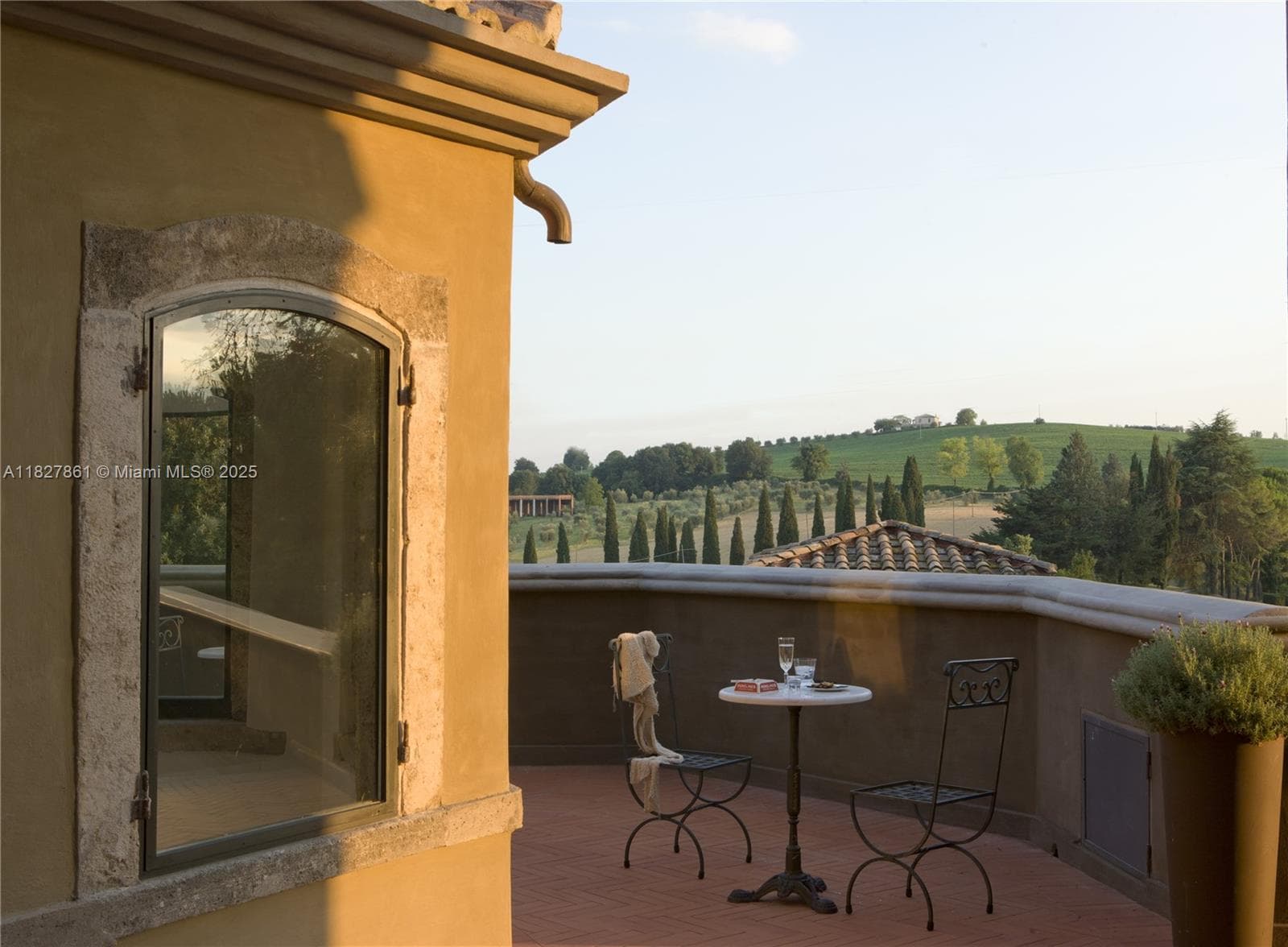HOTEL FOR SALE UMBRIA ITALY, 0