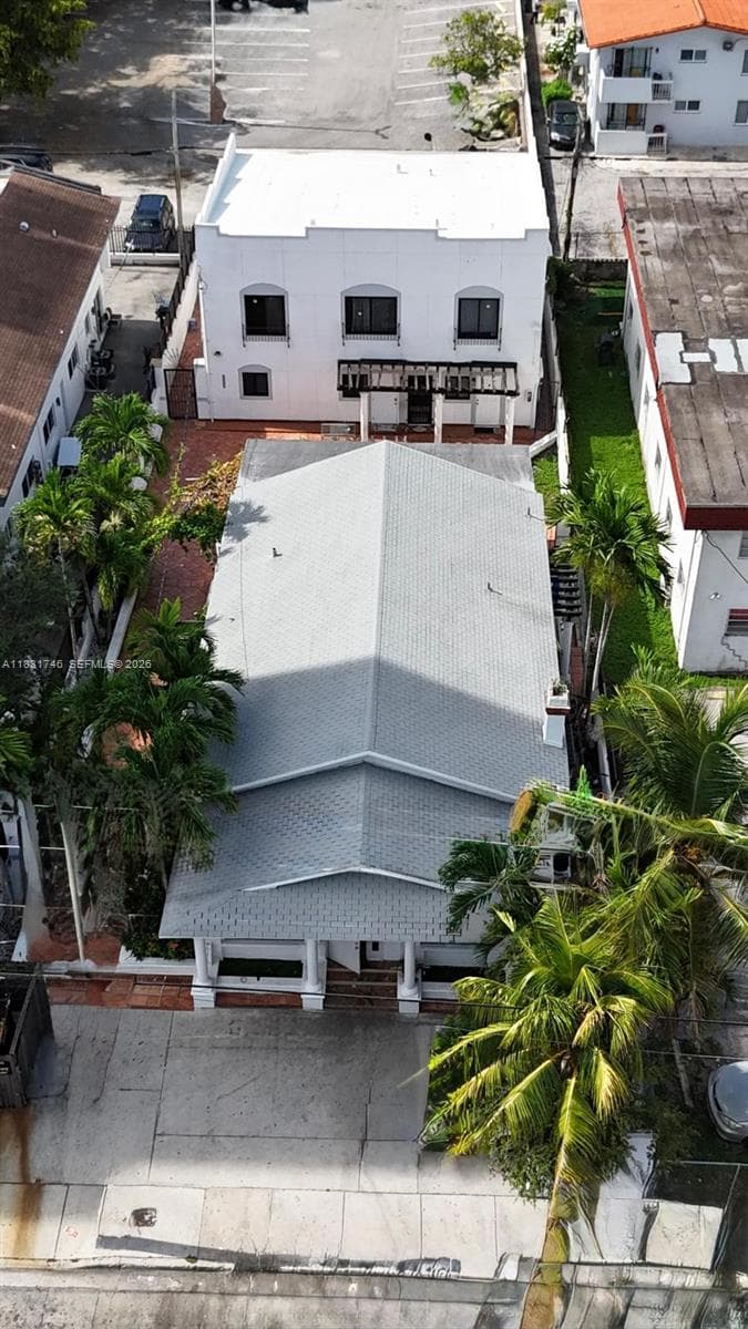 1236 SW 4th St, Miami FL 33135