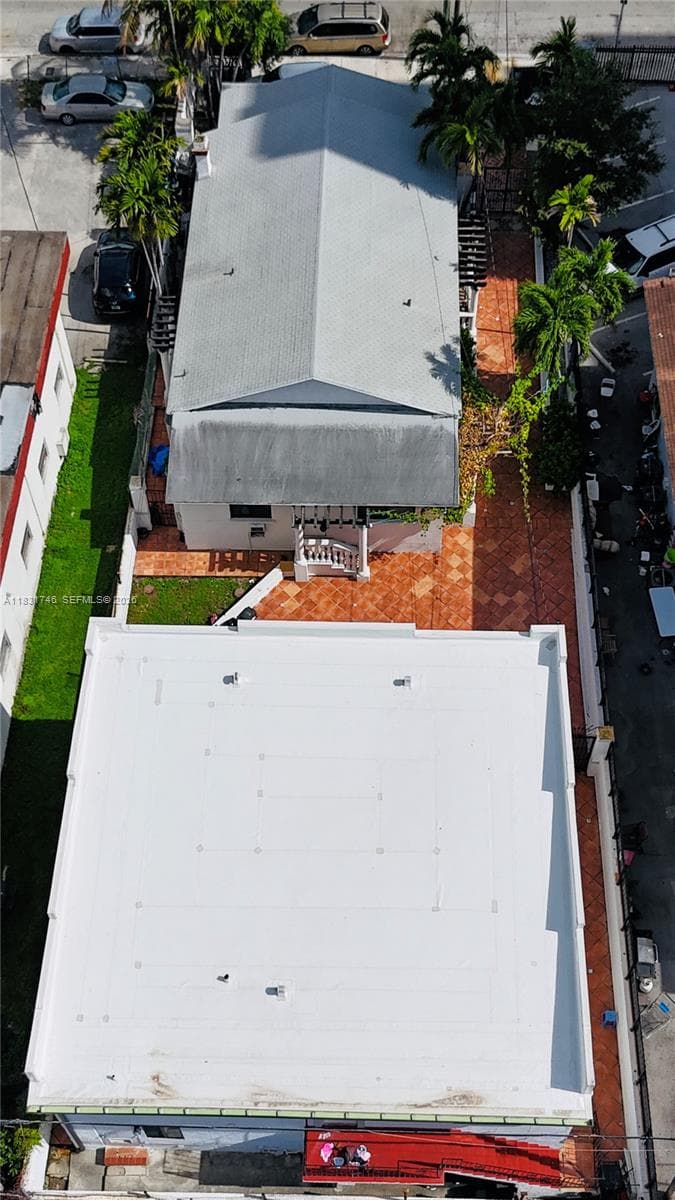 1236 SW 4th St, Miami FL 33135