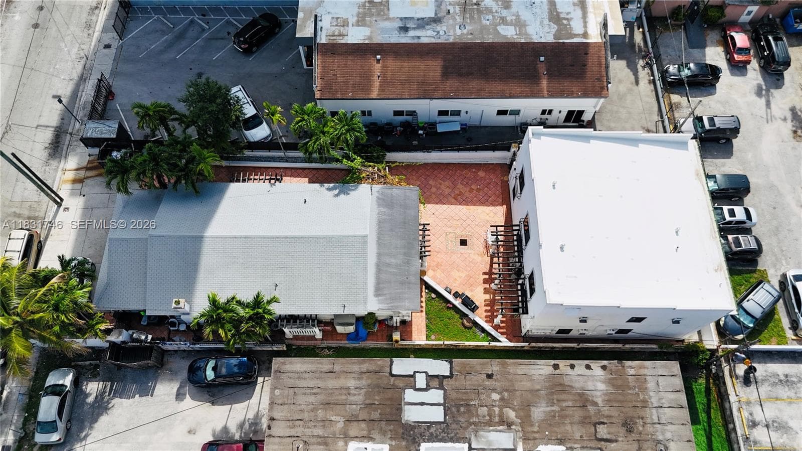 1236 SW 4th St, Miami FL 33135