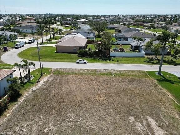 2527 SW 25TH TER, Cape Coral FL 33914