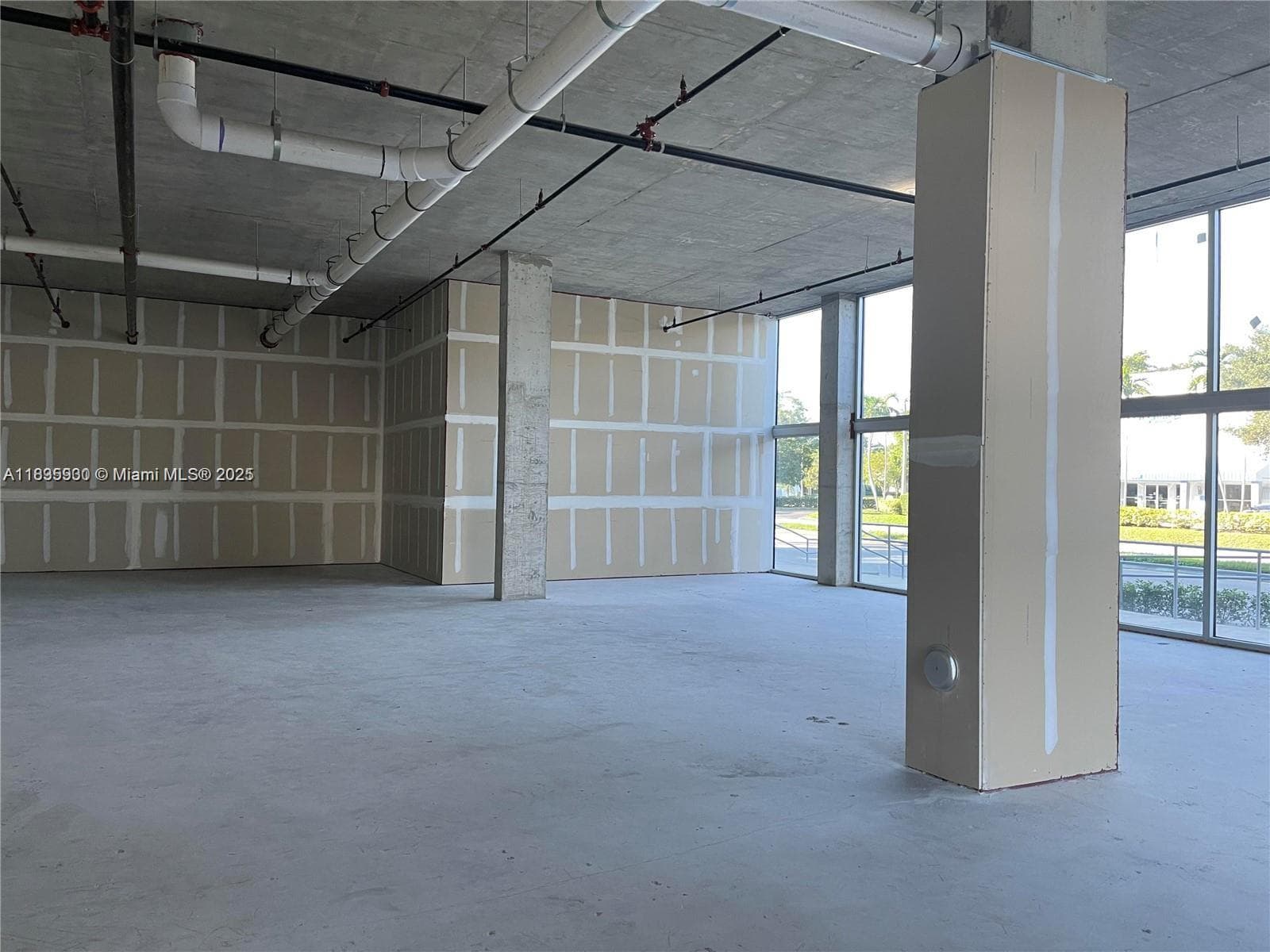 10450 NW 33rd St # 102, Doral FL 33172