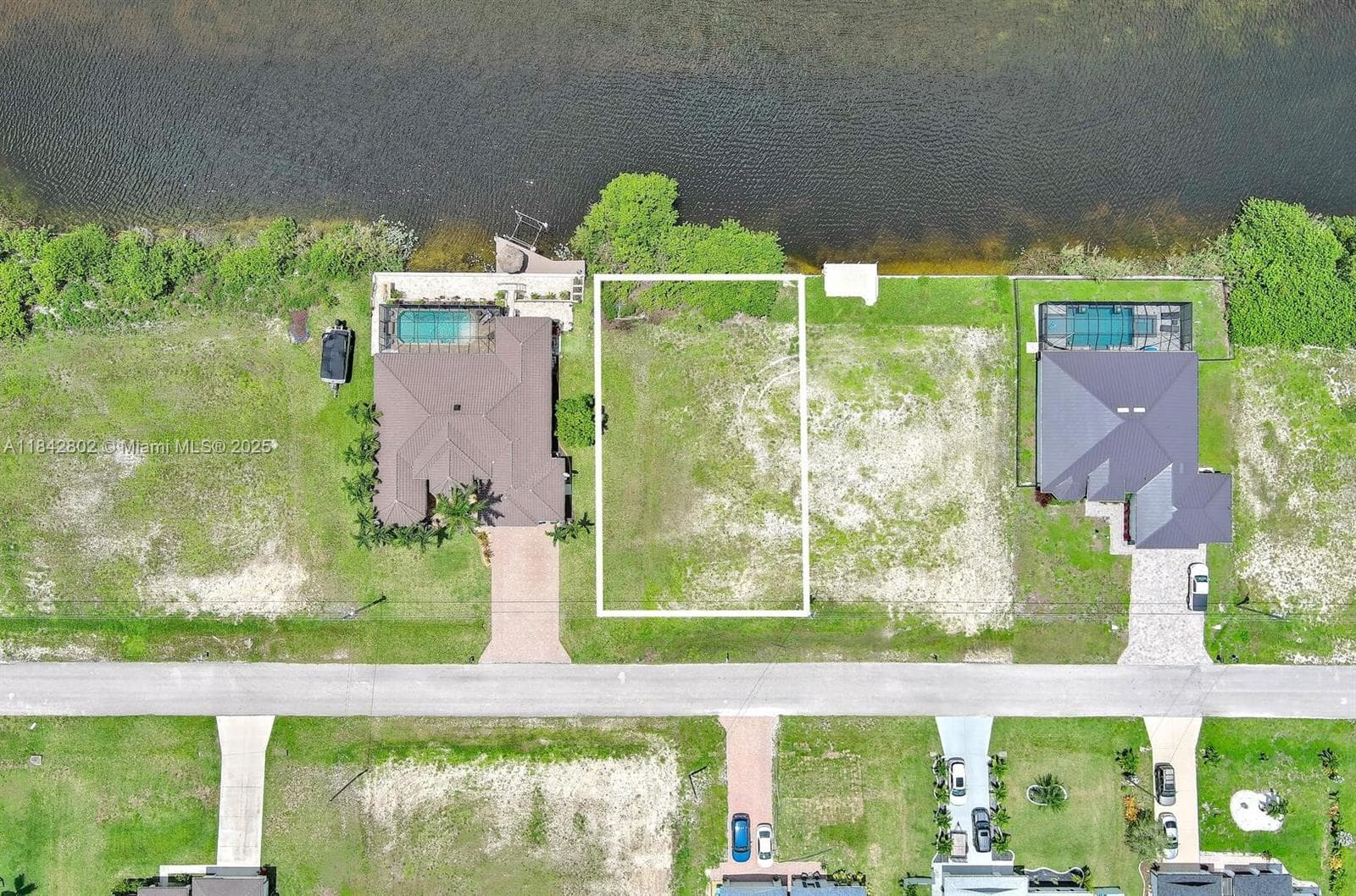401 NW 24th Ter, Cape Coral FL 33993