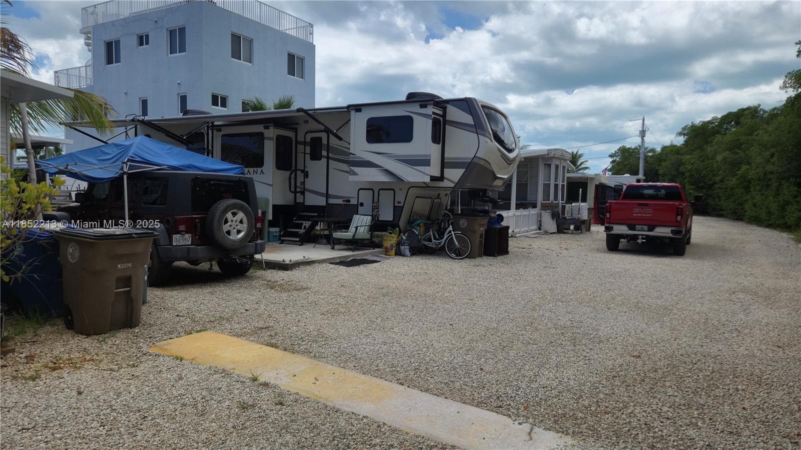 325 Calusa St lot 333, Key Largo FL 33037