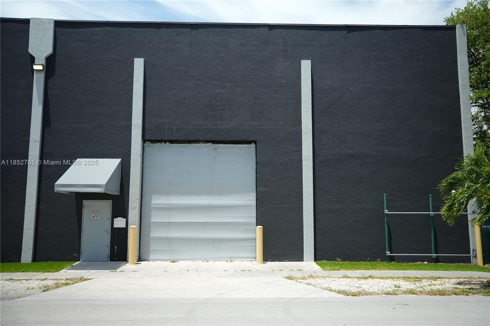 1951 Grant St, Hollywood FL 33020