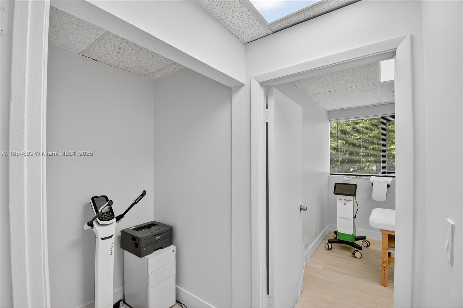 501 Golden Isles Dr #204C, Hallandale Beach FL 33009