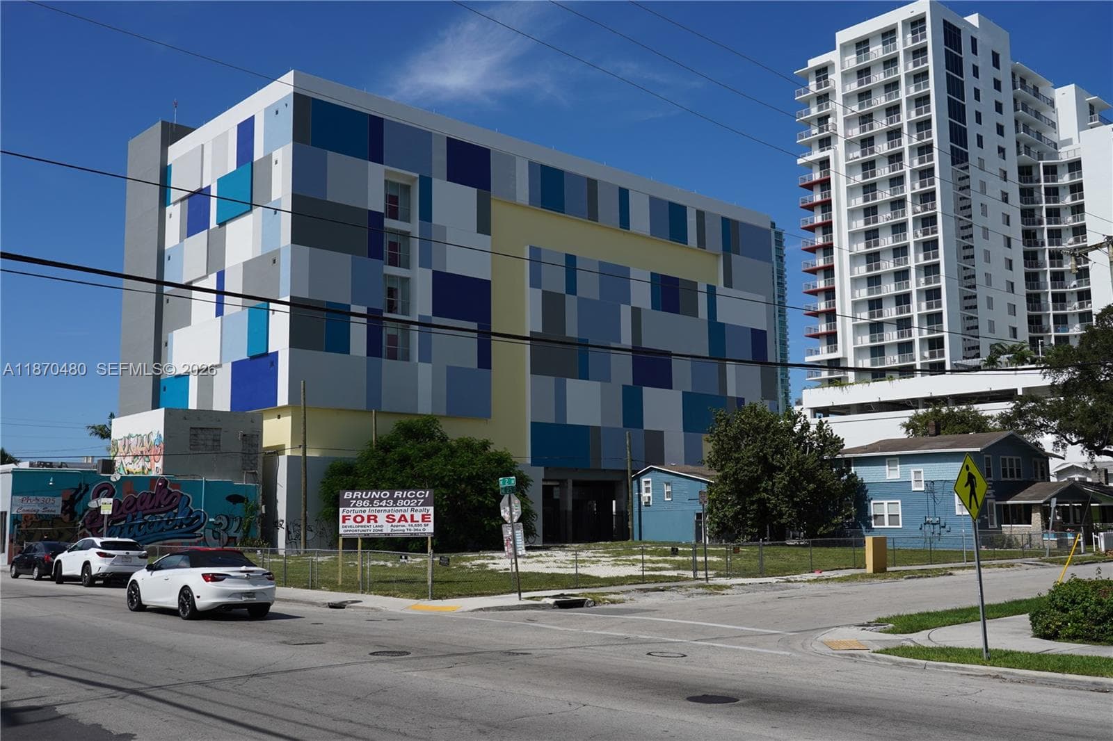 215 NE 25 STREET, Miami FL 33137