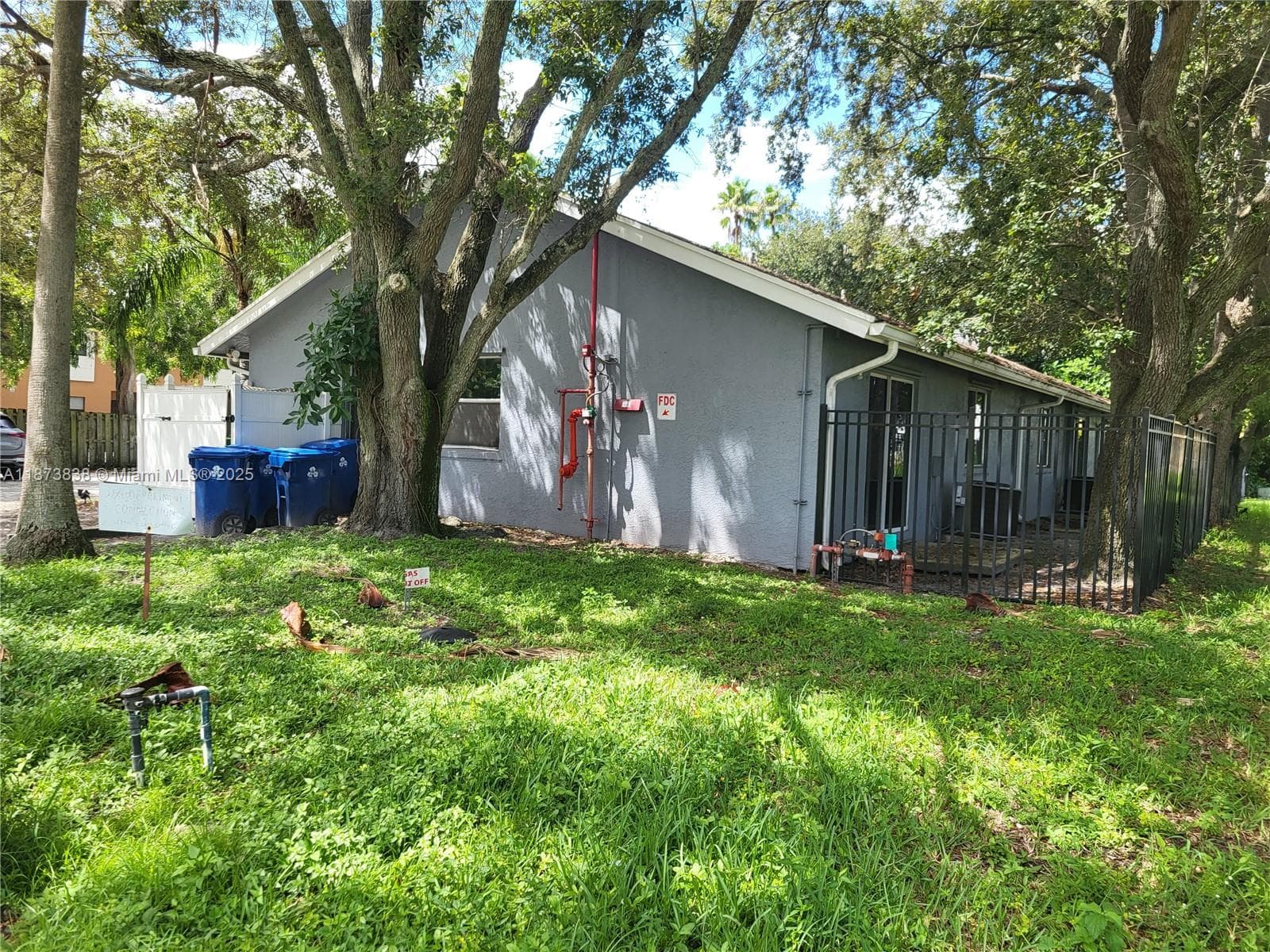 3621 NW 90th Ter, Sunrise FL 33351