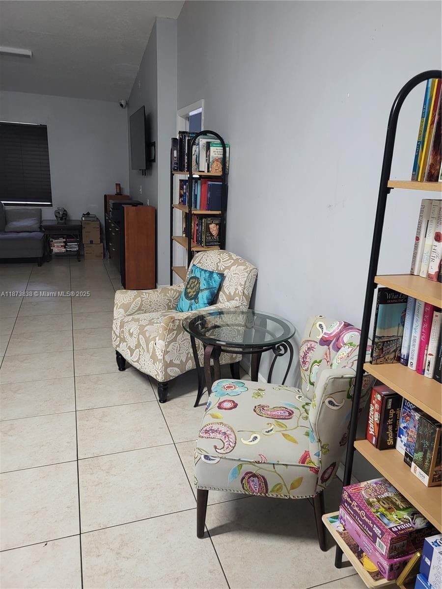 3621 NW 90th Ter, Sunrise FL 33351