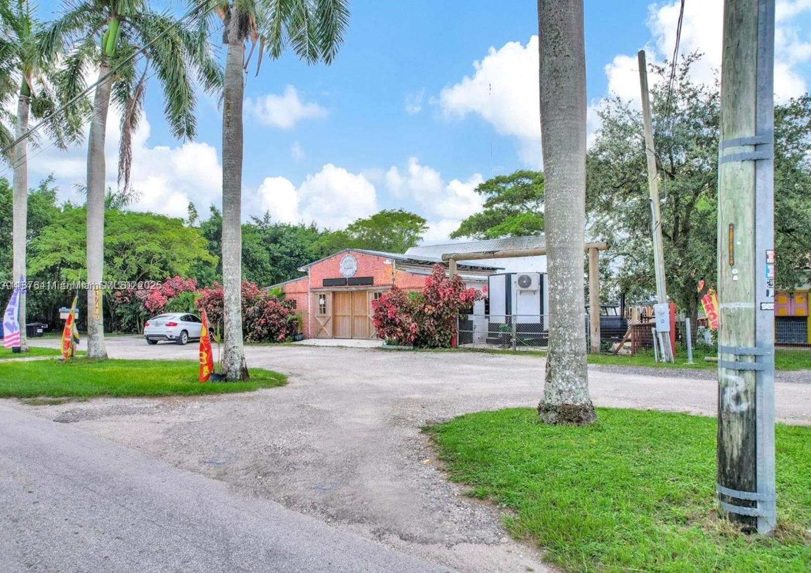 17480 SW 232nd St, Miami FL 33170