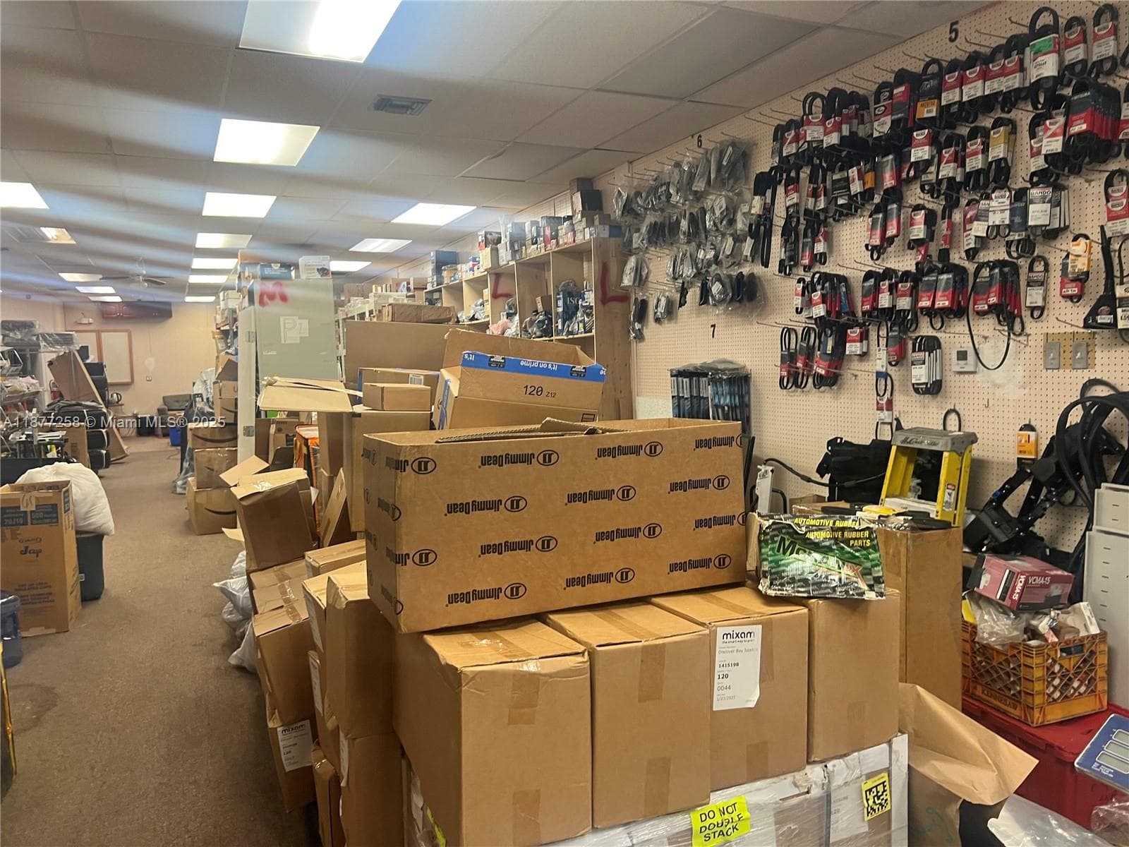Lauderdale Lakes, FL, 33311