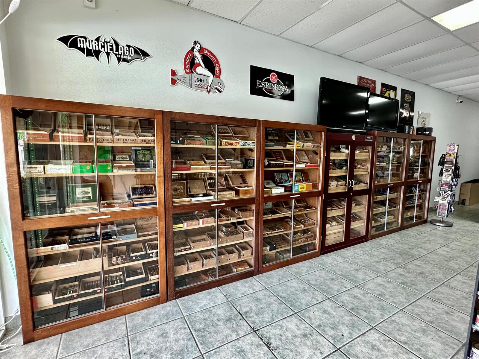 Cigar Area