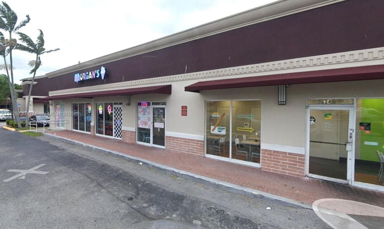 640-644 W Hallandale Beach Blvd, Hallandale Beach FL 33009