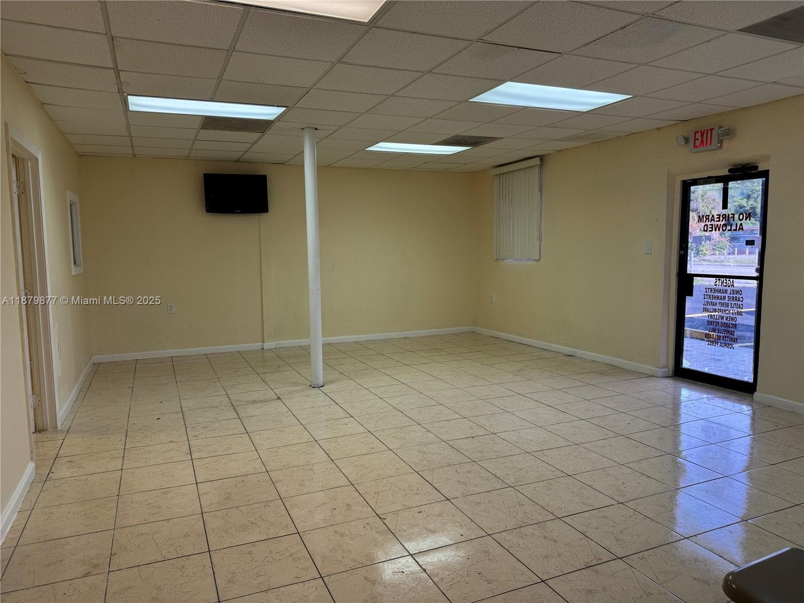 1605 NW 95th St, Miami FL 33147