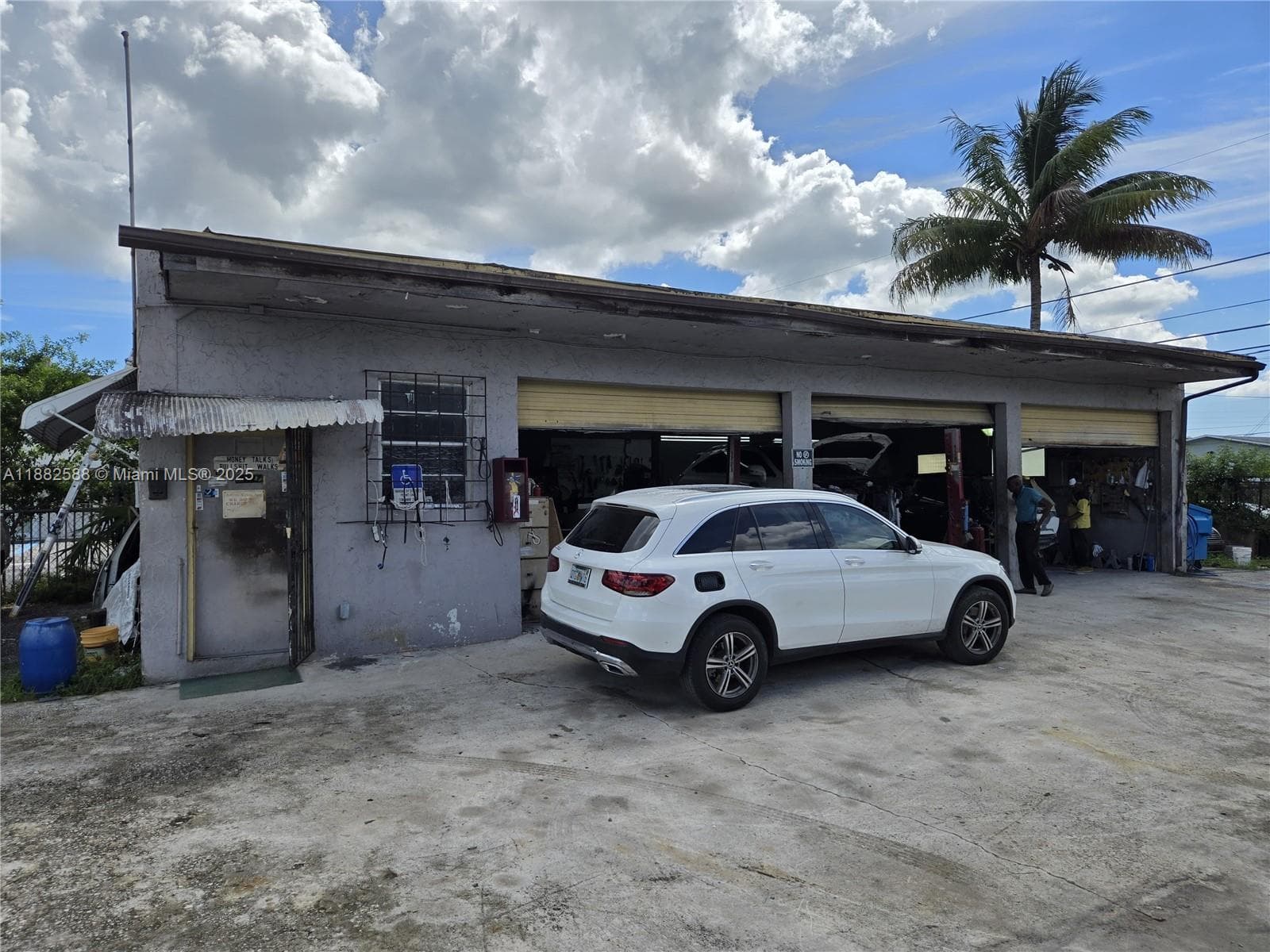 5314 Pembroke Rd, West Park FL 33021