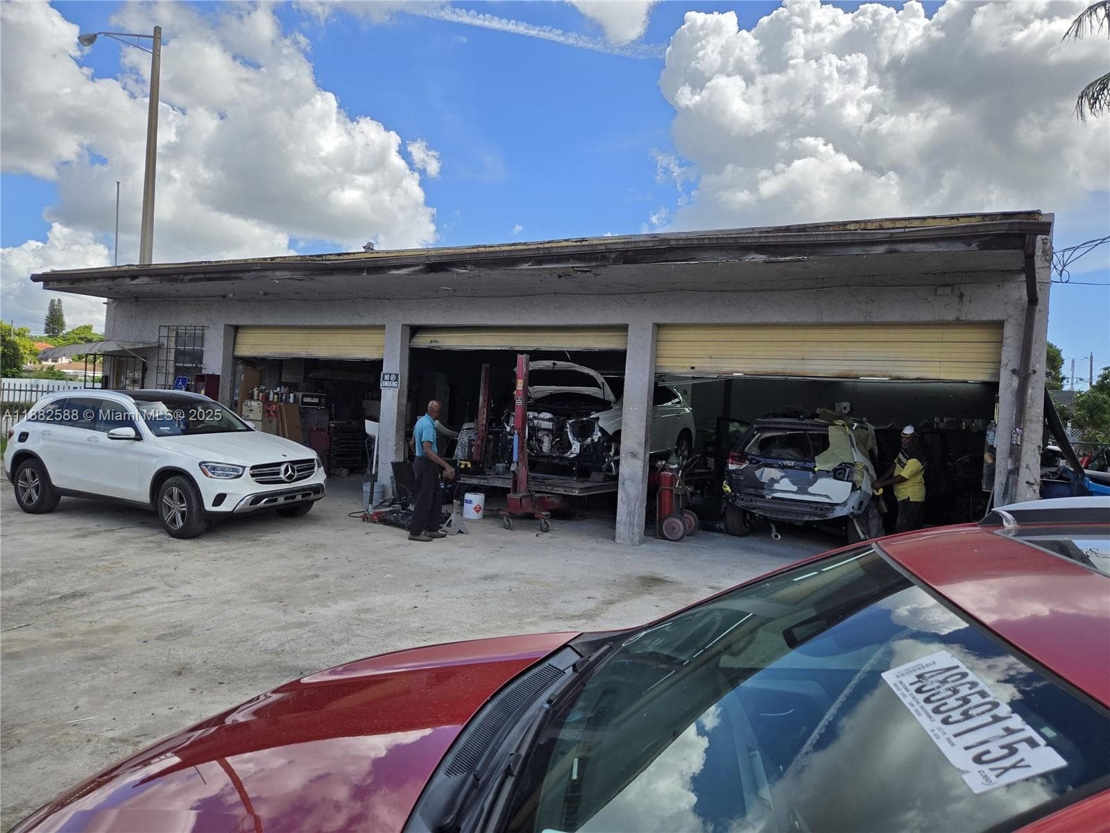 5314 Pembroke Rd, West Park FL 33021