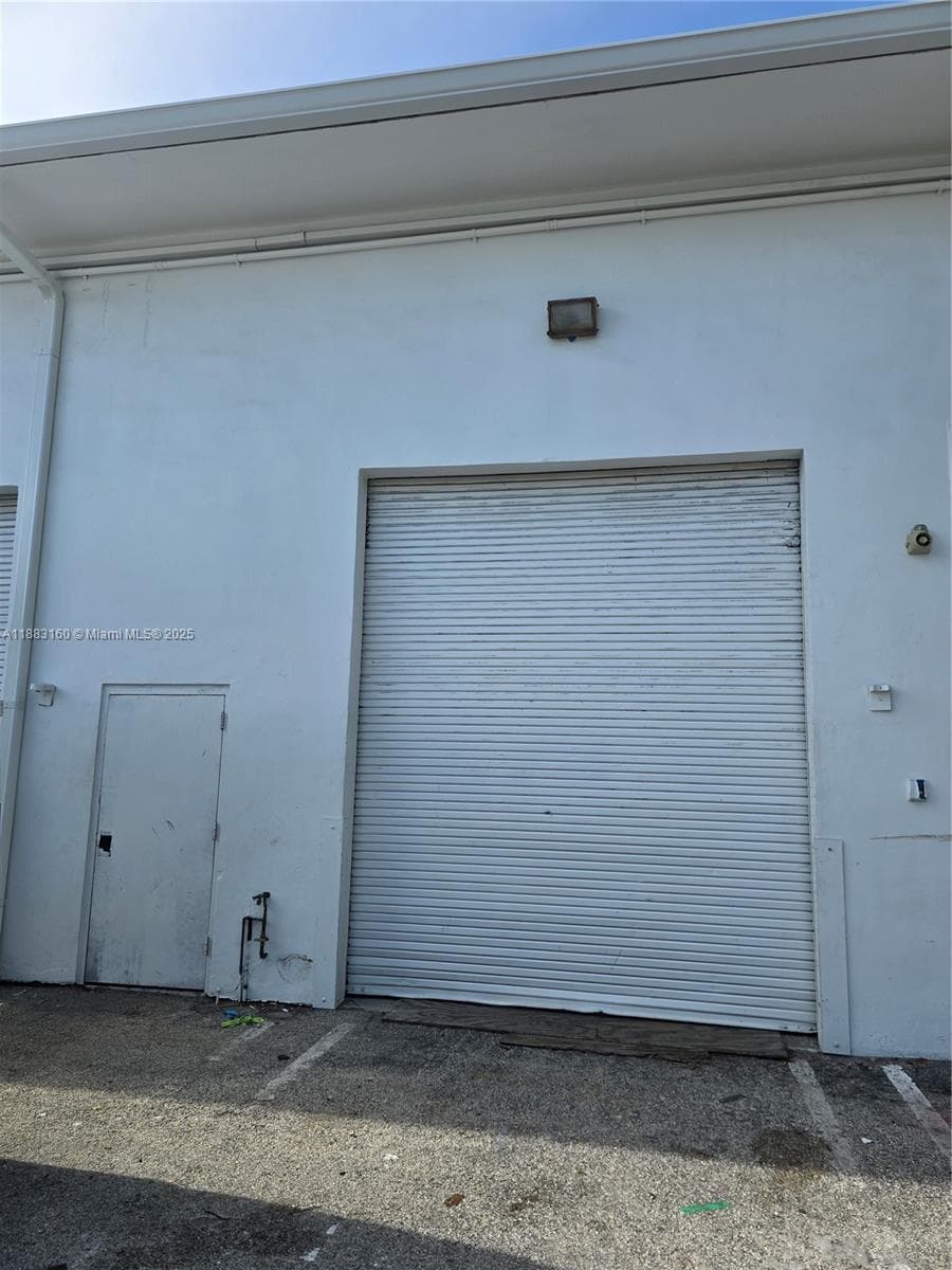 11917 W Sample Rd, Coral Springs FL 33065