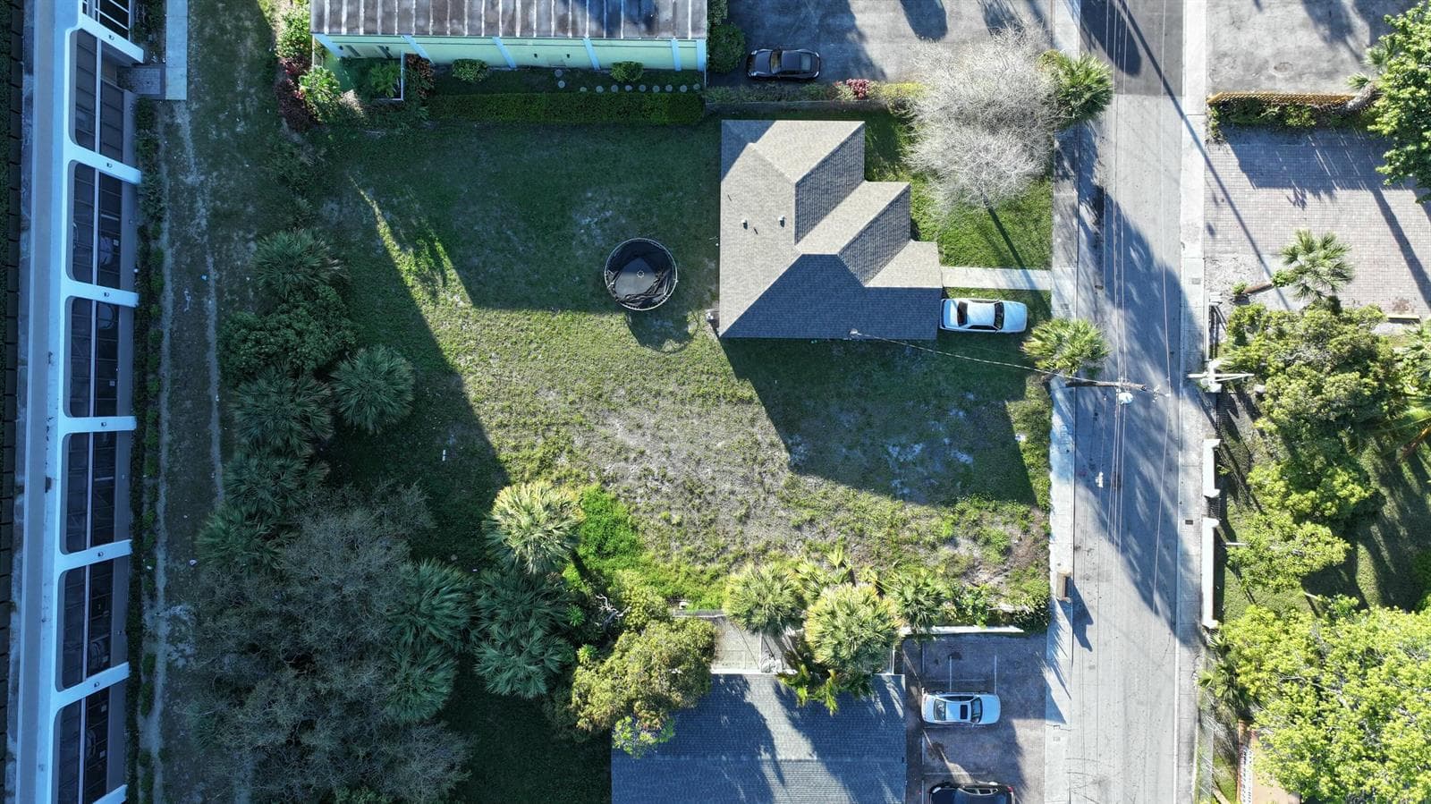 14,000 sq foot lot