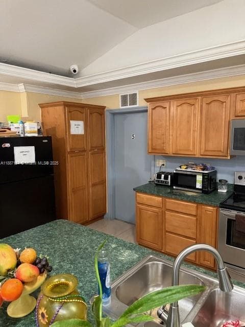 8301 N Gomez Avenue, Tampa FL 33614