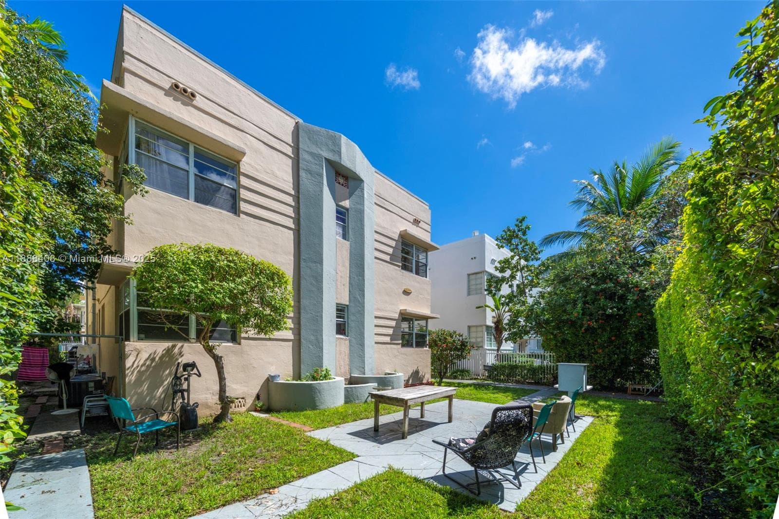 1329 Pennsylvania Ave, Miami Beach FL 33139