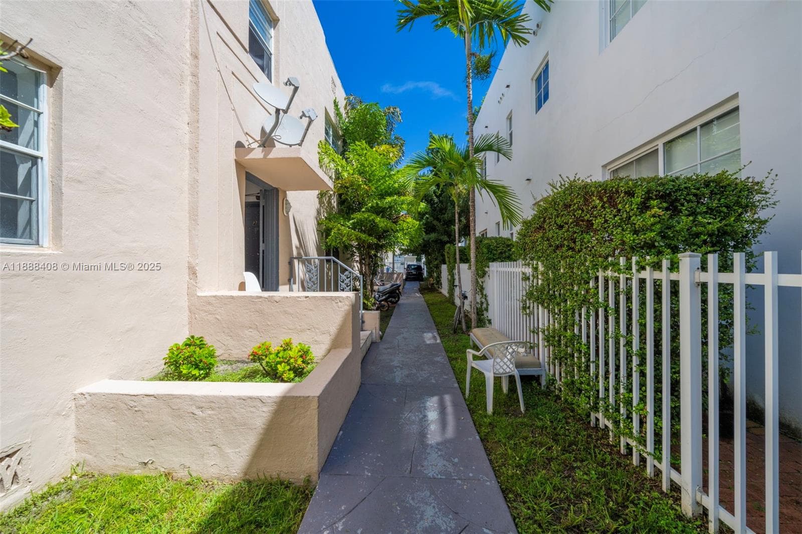 1329 Pennsylvania Ave, Miami Beach FL 33139