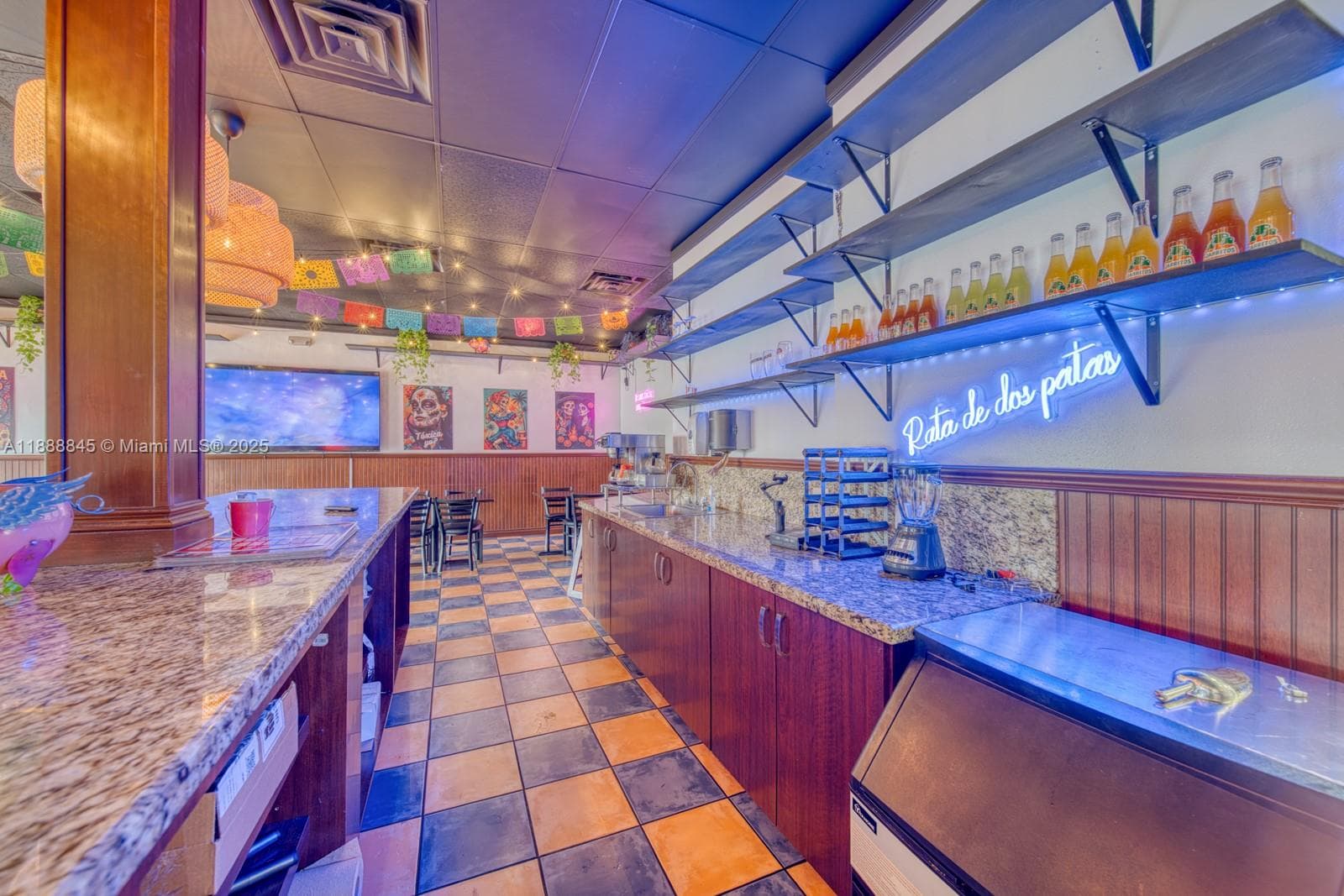 Restaurant and Bar For Sale On N Pine Island Road In Tamarac/Sunrise, Tamarac FL 33351