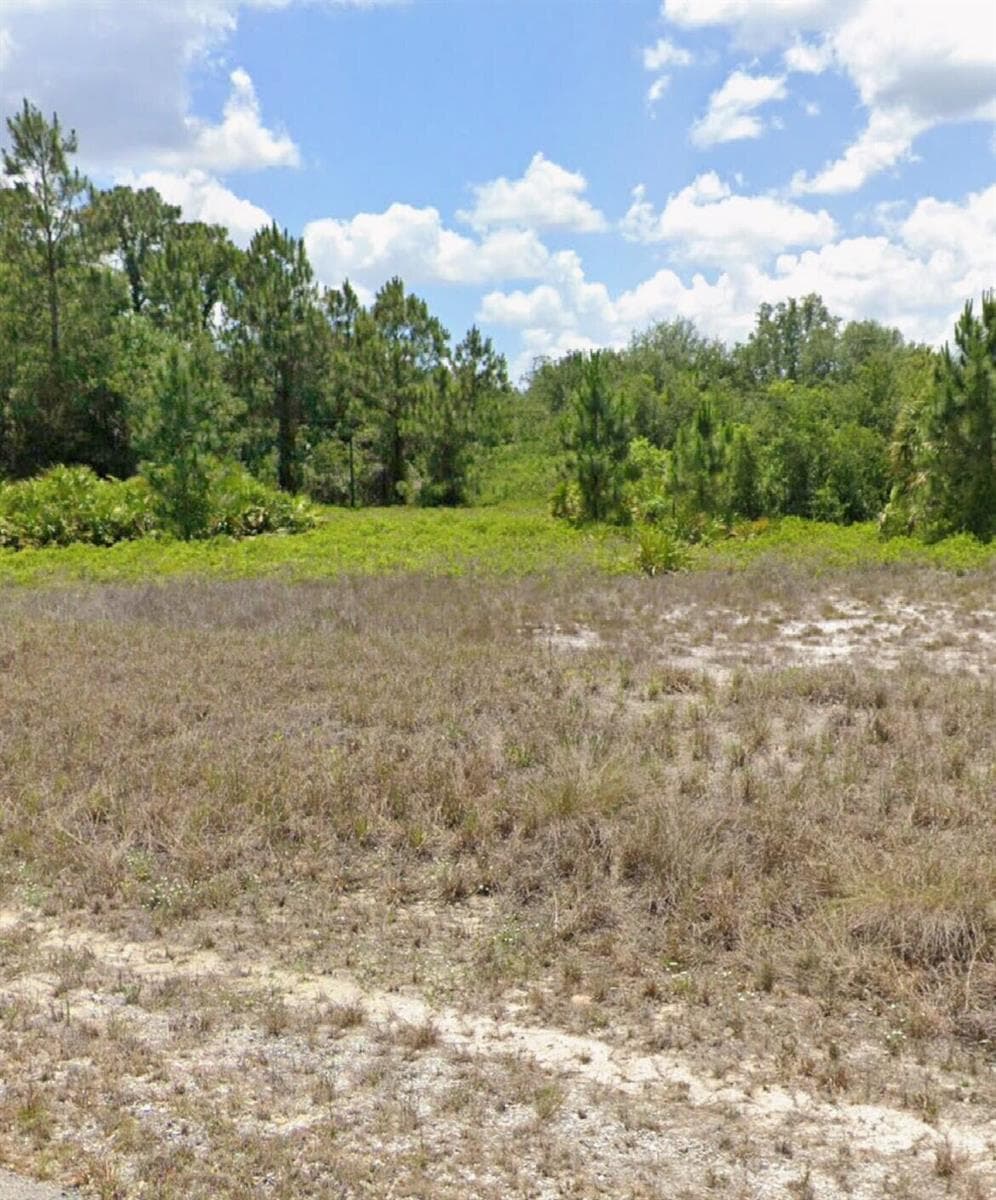 1909 Monroe Avenue, Lehigh Acres FL 33972