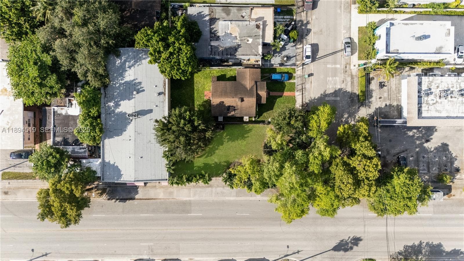 1121 NW 29th St, Miami FL 33127
