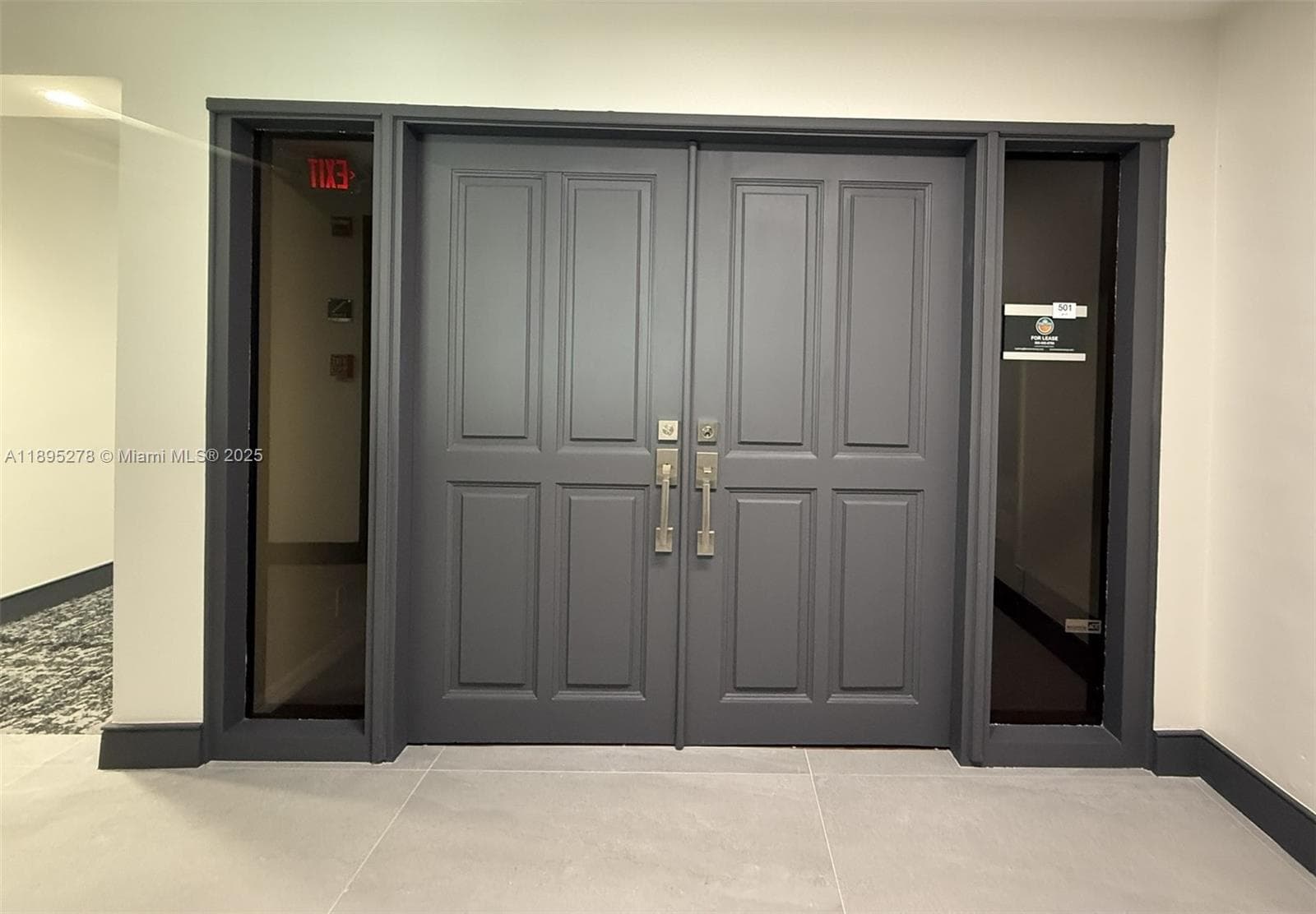 Suite-501/503 double door entry from elevator landing
