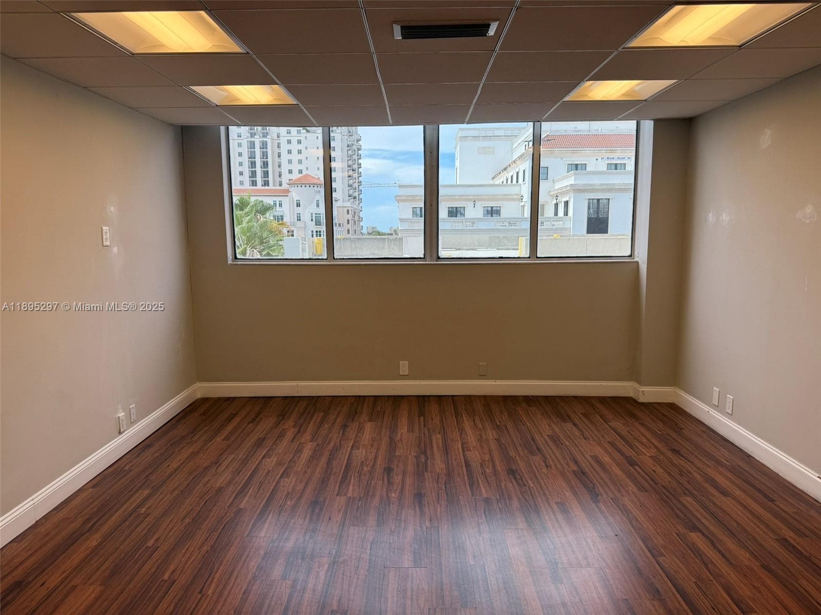 Suite 510- private office 1