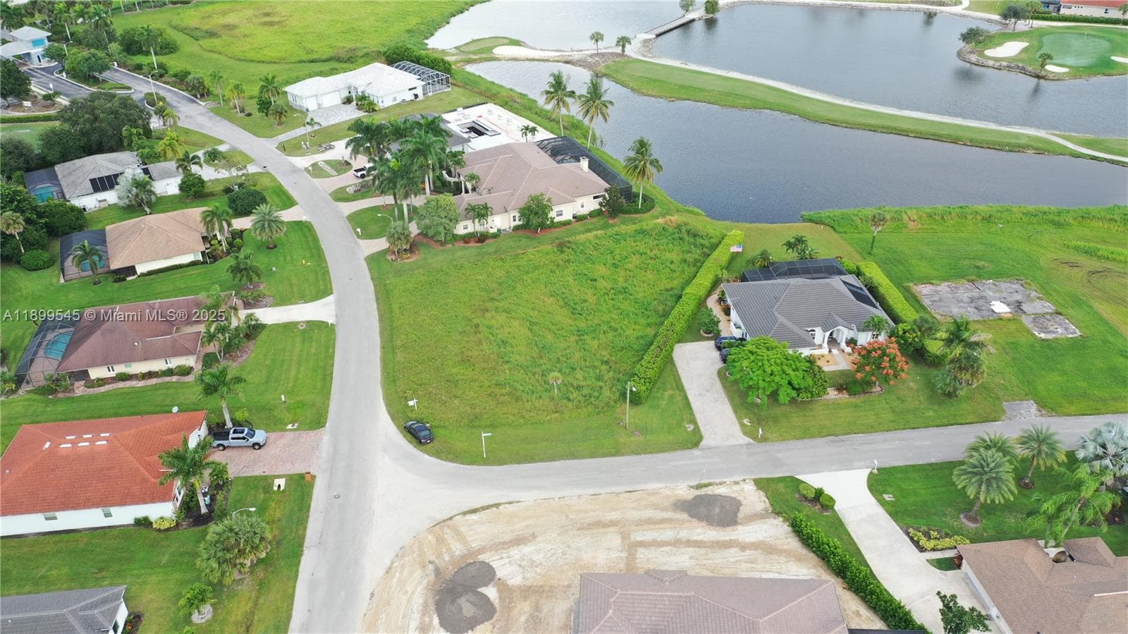 18018 Royal Hammock Blvd, Naples FL 34114