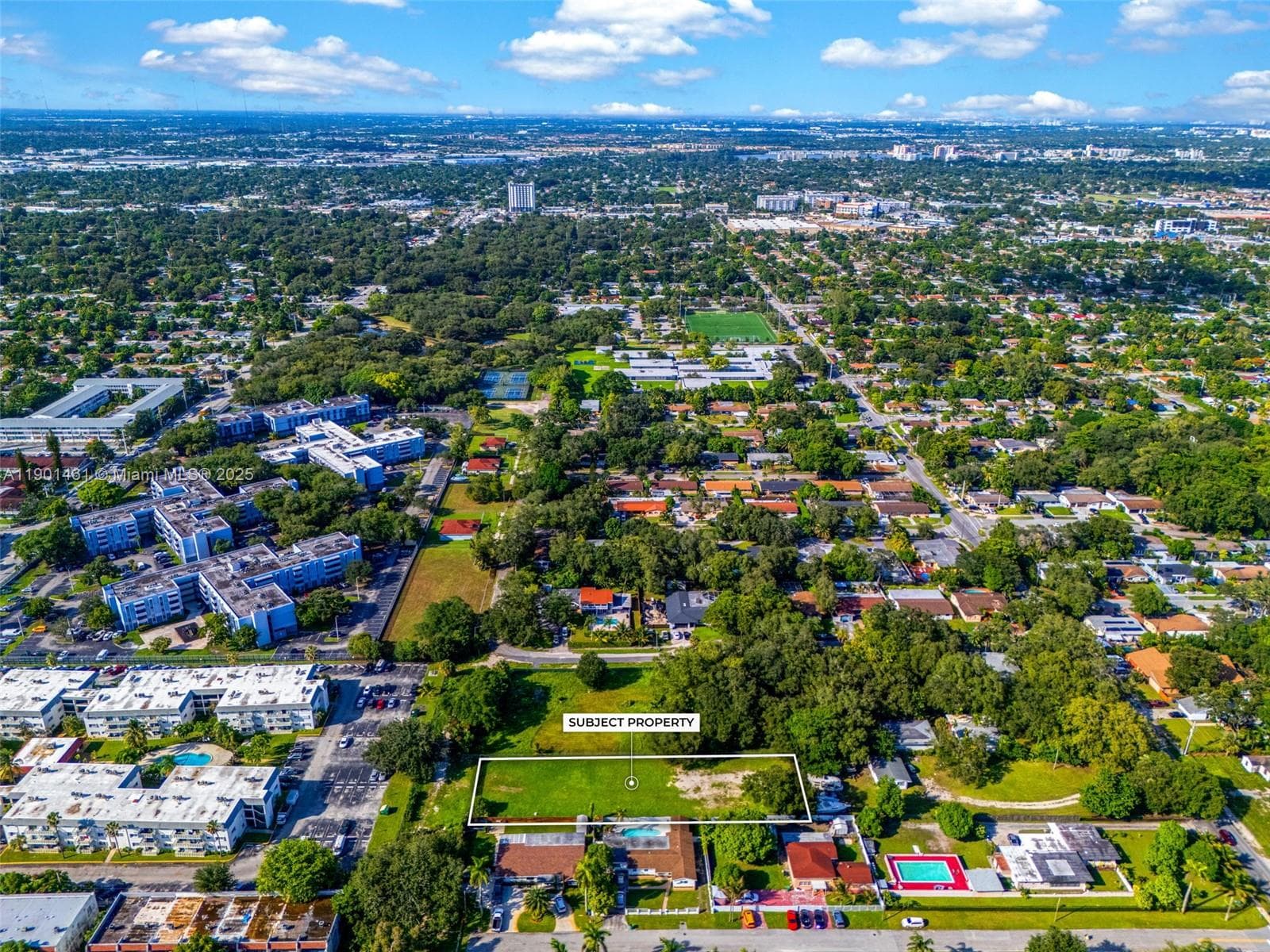 NE 8th Avenue NE 152nd Street, North Miami FL 33162