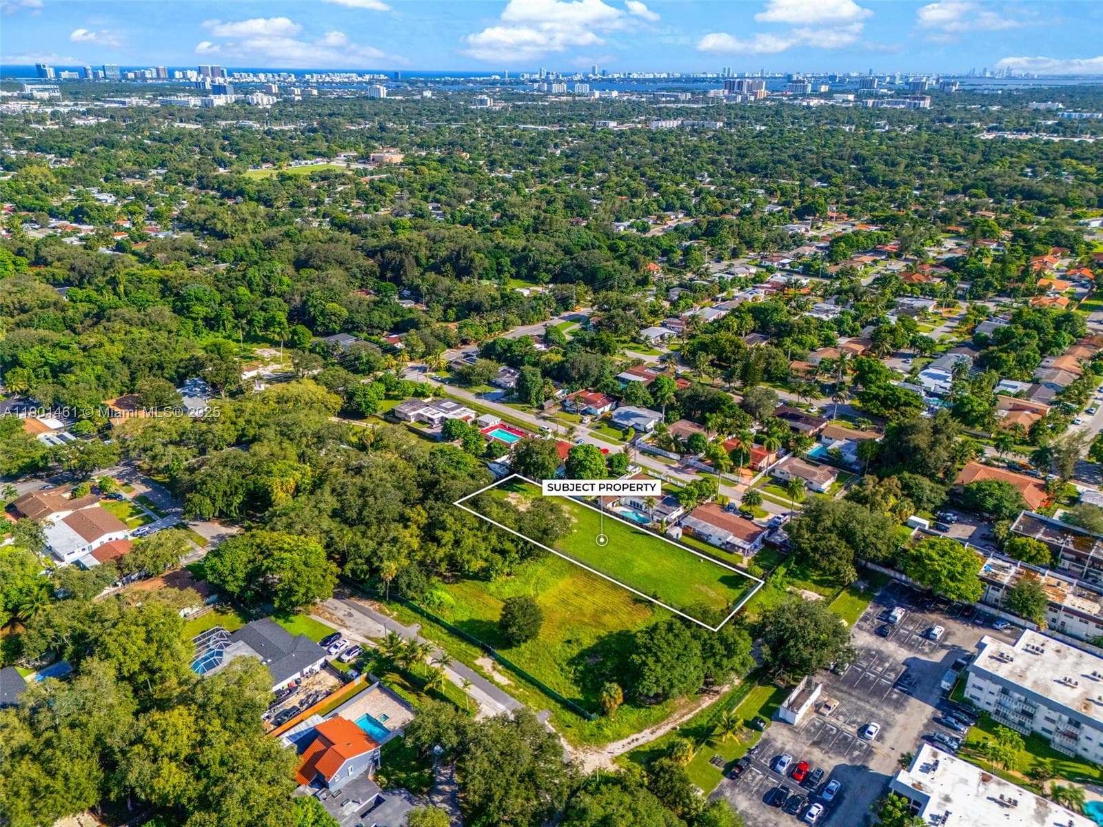 NE 8th Avenue NE 152nd Street, North Miami FL 33162