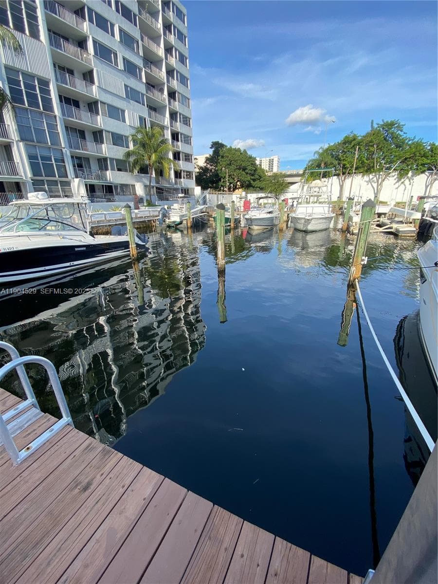 1700 NW North River Dr. #51, Miami FL 33125