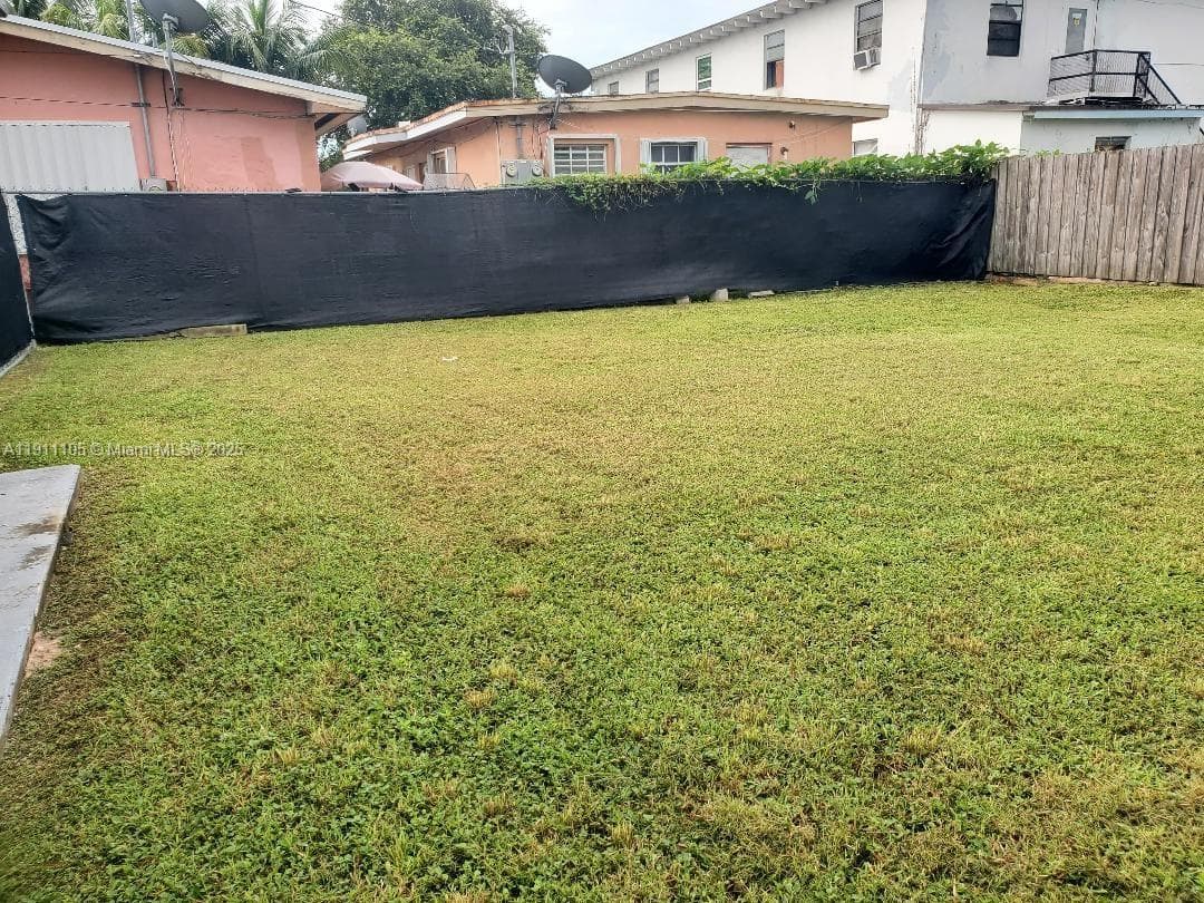 512 SW 6th Ave, Homestead FL 33030