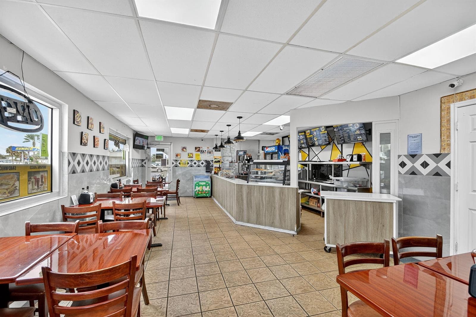 1541 W Blue Heron Boulevard, Riviera Beach FL 33404
