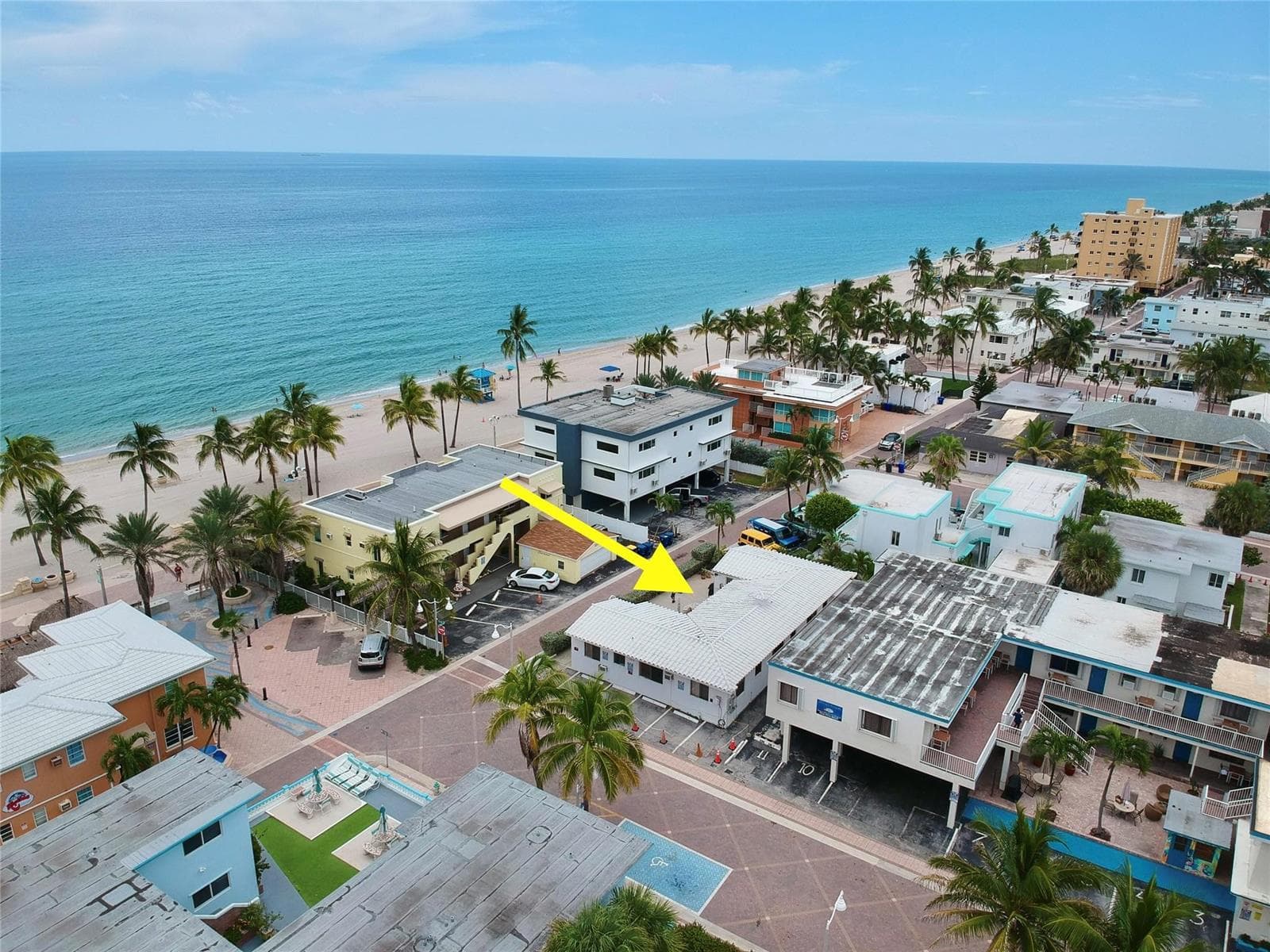 2212 N Surf Road, Hollywood FL 33019