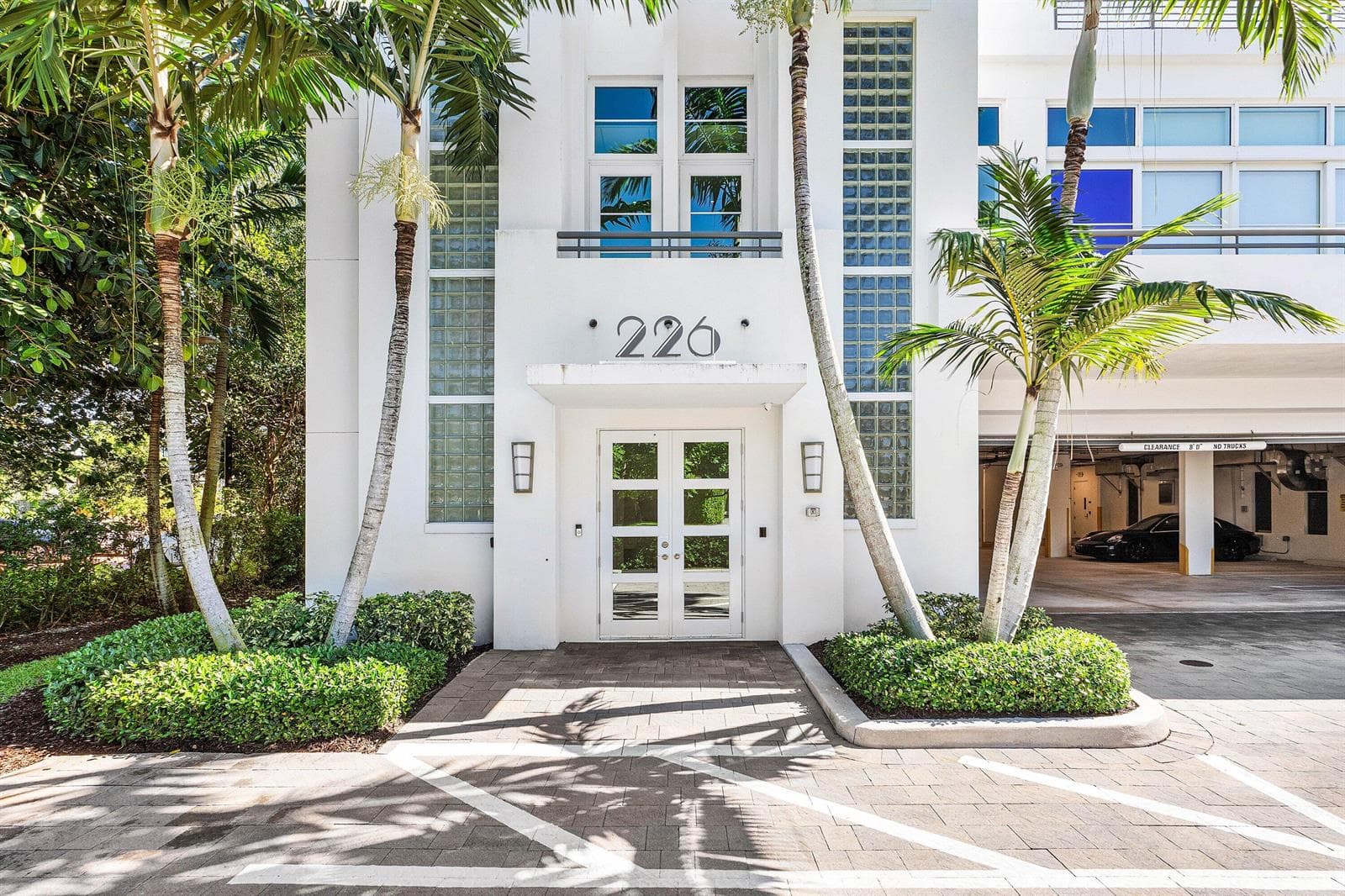 003-226PalmCourt-DelrayBeach-FL-33444-SM