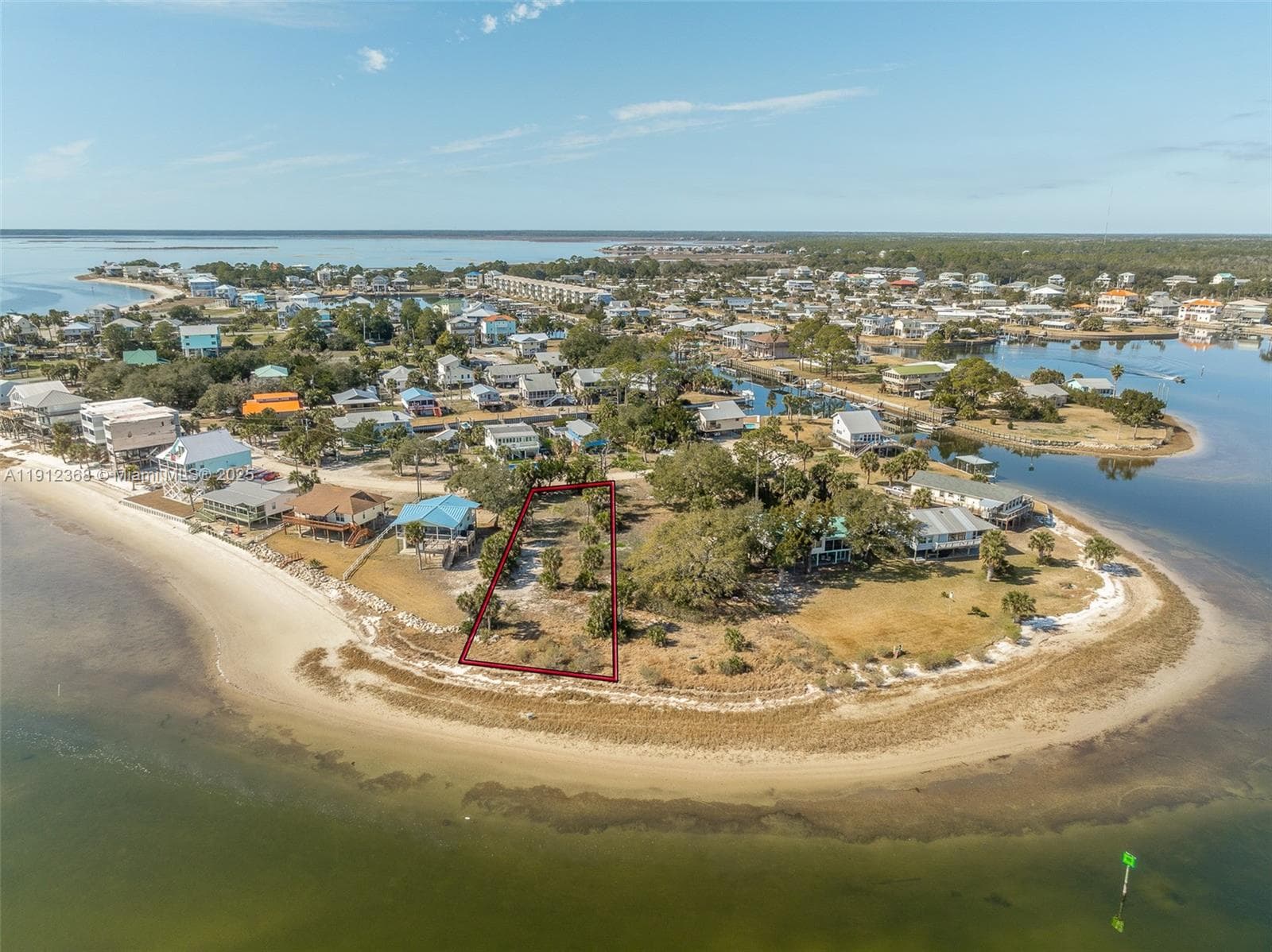 197 BEATY TAFF DR, Other City - In The State Of Florida FL 32327