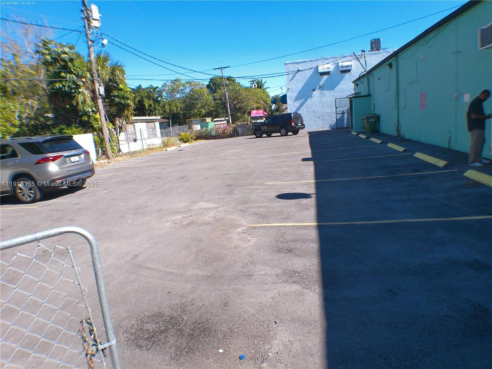 1051 NW 119th St, North Miami FL 33168